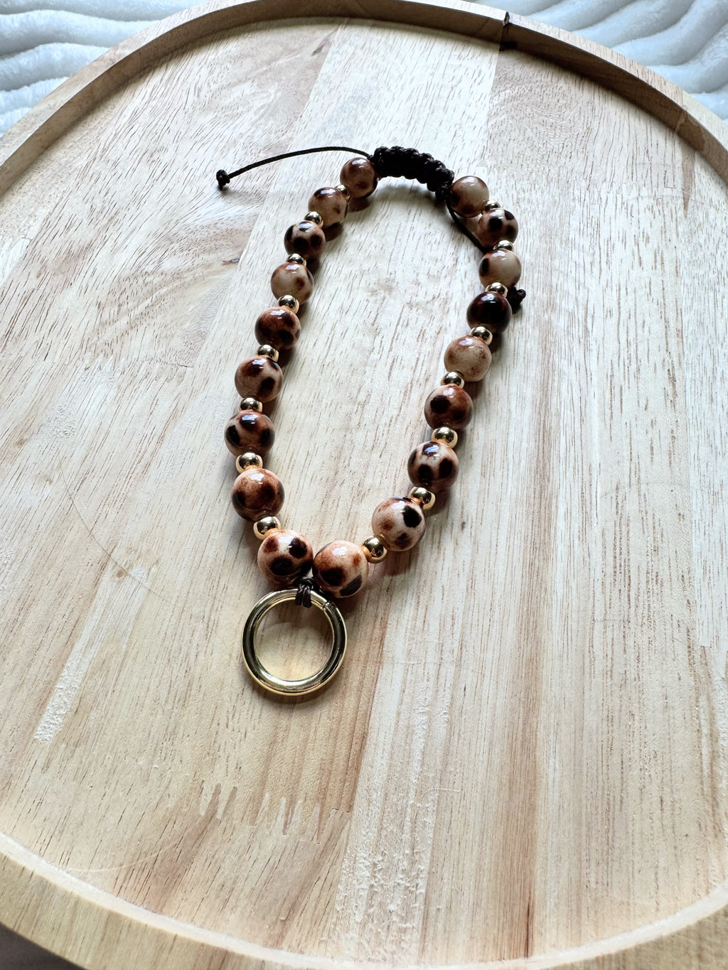 COLLIER PORTE MEDAILLE | OEUF DE CAILLE